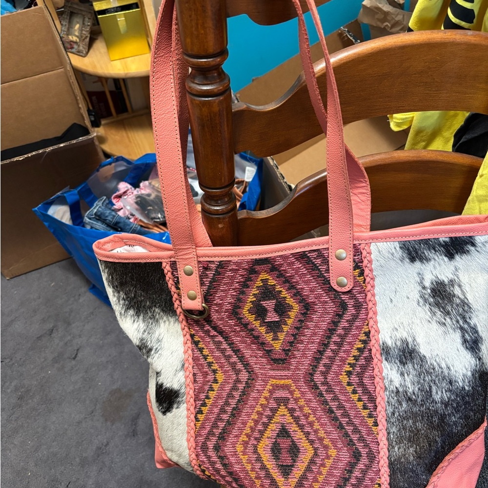 Myra Bag
